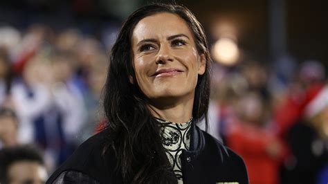 Ali Krieger Reveals She’s Dating Soccer Star Jen Beattie